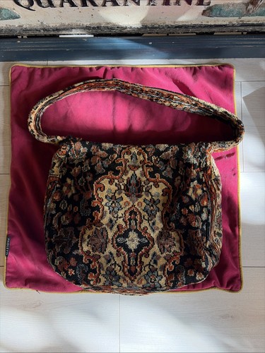 Vintage carpet bags bury - bury, st