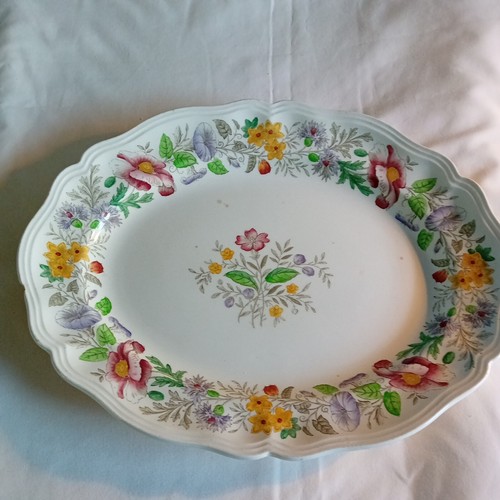 Royal doulton dinner plate - royal,
