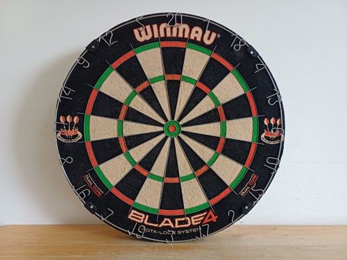 Winmau blade dart board - blade, board,