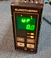 Eurotherm Controls 808/D1/R1/R1/0/1A002/QLS Temperature Controller