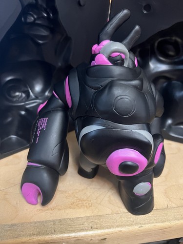 The addict camobot - addict,