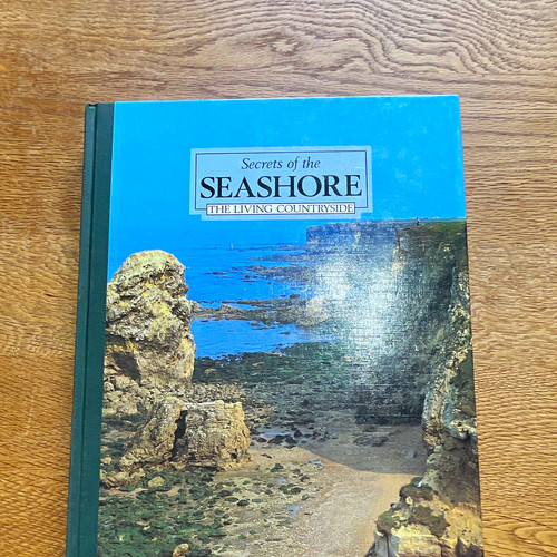 Secrets the seashore - the, (the