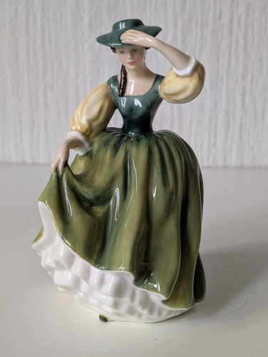 Vintage royal doulton figurine - vintage,