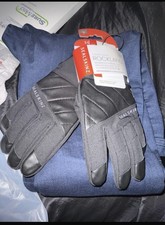 Sealskinz Gloves