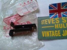 HONDA MT50F, MT50S REAR L/H  WINKERLAMP  MOUNTING BRACKET. ,33691-167-010 ,NLA.