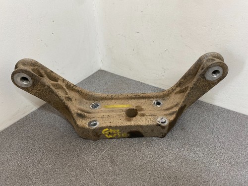 Freelander rear diff mount - diff,
