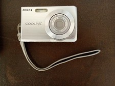 Nikon CoolPix S200 7.1MP 3x
