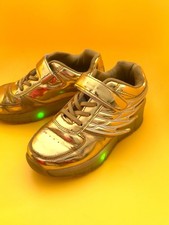 Kids Gold Light Up Shoes Flashing Sneakers with Wheels Trainers Euro 35