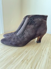 Evan Picone Brown Suede