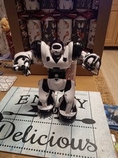 WowWee Robotics Mini Robosapien Robot 7 Inch Battery Operated