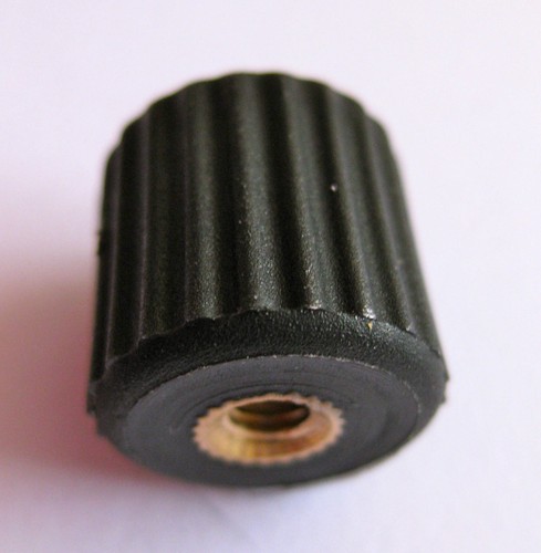 Thumbscrew grip knob m8 - m6,