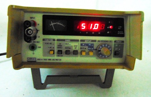 Fluke 8921a true rms voltmeter - fluke,