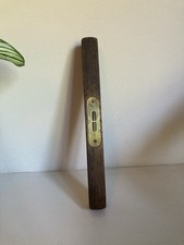 Spirit Level Vintage Wood and