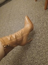 Women's Boots Size 4 New