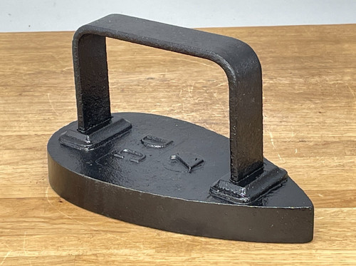 Antique vintage cast - iron, dc
