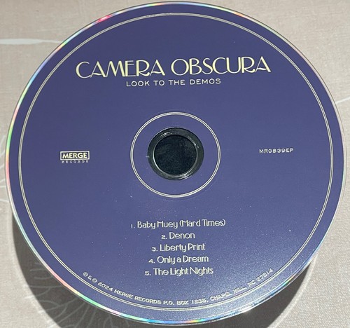 Camera obscura look to - -,
