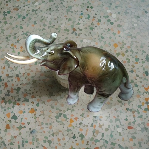 Royal dux elephant - royal,