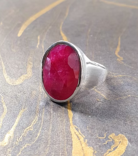 Natural deep red ruby - deep,