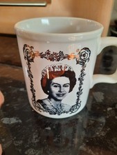 Vintage 1977 Queen Elizabeth