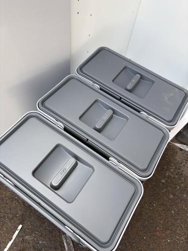 Pull out kitchen recycling - pull,