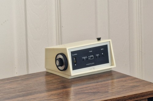 Westclox flip clock space - flip,
