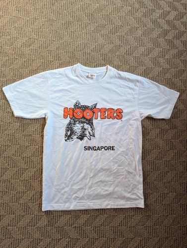 Hooters singapore restaurant - hooters,
