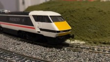 Hornby OO Gauge Intercity225