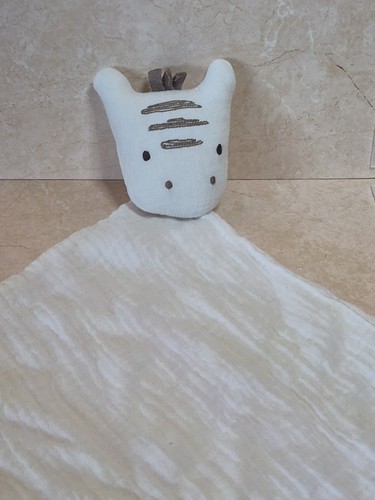 Tesco white giraffe - tesco, zebra