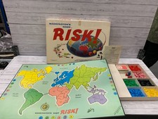 Risk board game waddingtons - risk,