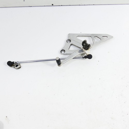 Suzuki gsx 750 footrest - gsx-r,