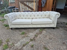 Beautiful Chesterfield 4 Seater Sofa Cream/Beige Fabric 
