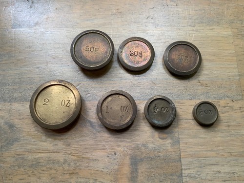Brass metric weights - ,