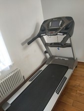 tredmill running machine Spirit Fitness