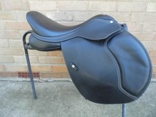 17" Wintec 500 Jump Saddle