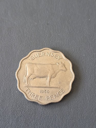 Guernsey threepence coin 1956 - threepence,