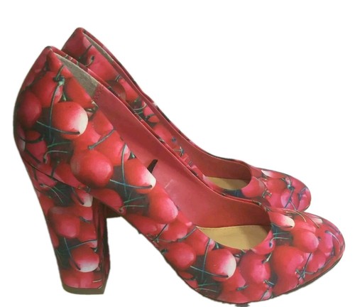 Red herring size cherries - size, 4