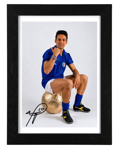 Roberto baggio signed - roberto,