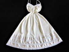 Vintage full slip silky - full, +/-