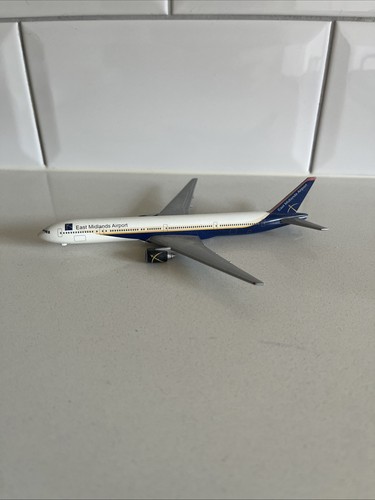 East midlands boeing 737 - east, 737-300