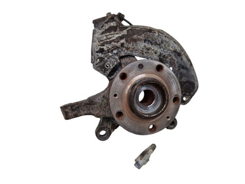 Front left wheel hub - left,