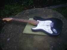 ARIA STG  BLACK  STRAT  STYLE