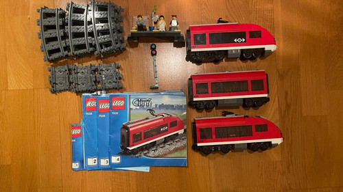 Lego city passenger train 7938 - city,