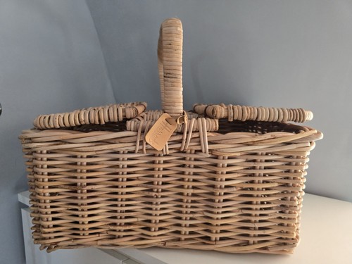 Large harrods picnic wine - large,