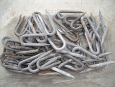 50+ x 32/42mm HEAVY DUTY U Nails Staples GALVANISED Fencing Post BARBED Wire