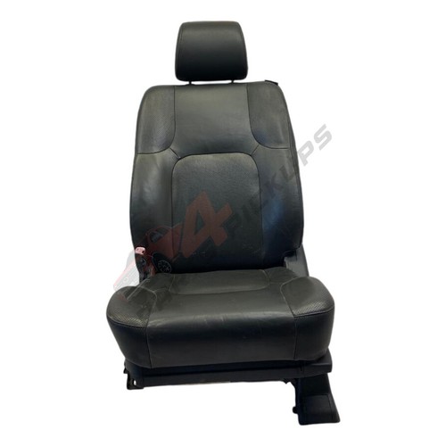 Nissan navara passenger side - passenger,