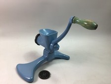 Cast Iron Clampless Tabletop Mincer in Blue