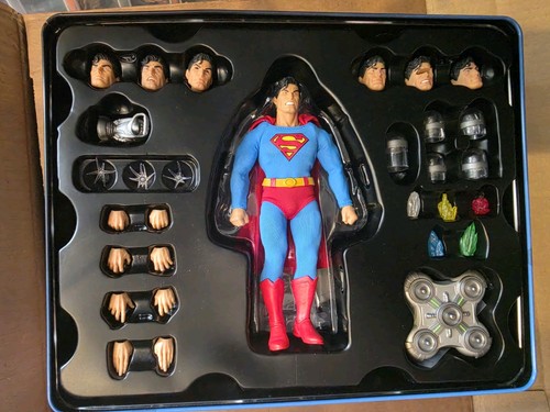 Mezco one superman man - superman,
