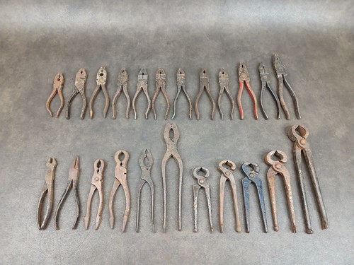 Job lot vintage pincers - lot,