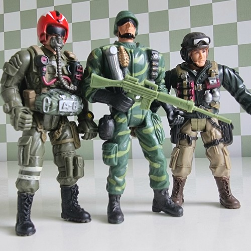 Chap mei action figures - mei,