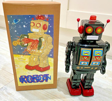 ME100 Tinplate robot. Retro rotatomatic black version. Vintage like Horikawa